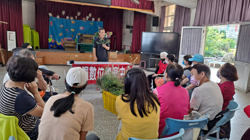 跟著青農老師一起來認識茶樹