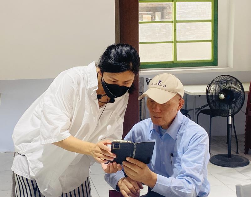 113年在地人才數位培訓雲林場(0328)-手機：相機、相簿課程照片3