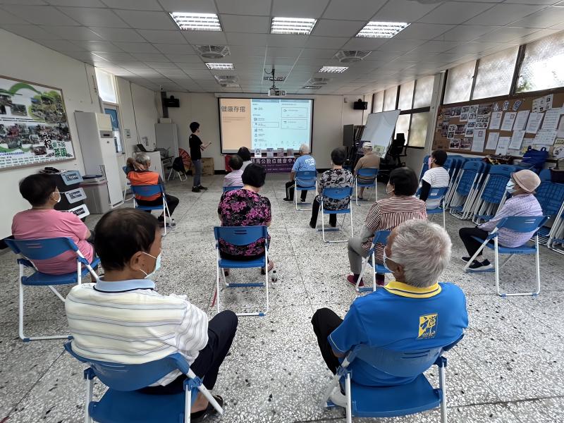 菜園社區在生態系課程安排健保快易通APP下載及介紹政府網站供民眾瀏覽查閱各局處訊息