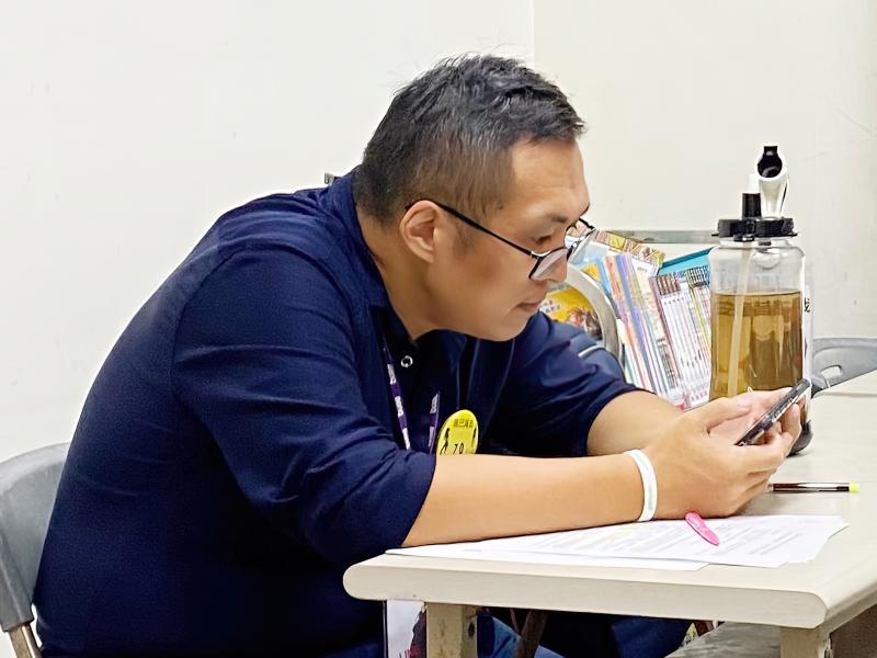 嘗試使用手機設定問答互動遊戲