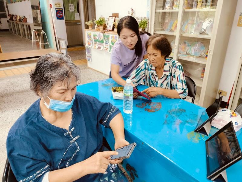 互動教學提升民眾數位知能