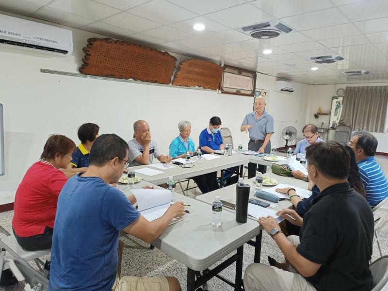 學員將學習如何使用各種數據分析工具，並能夠根據數據制定報告。