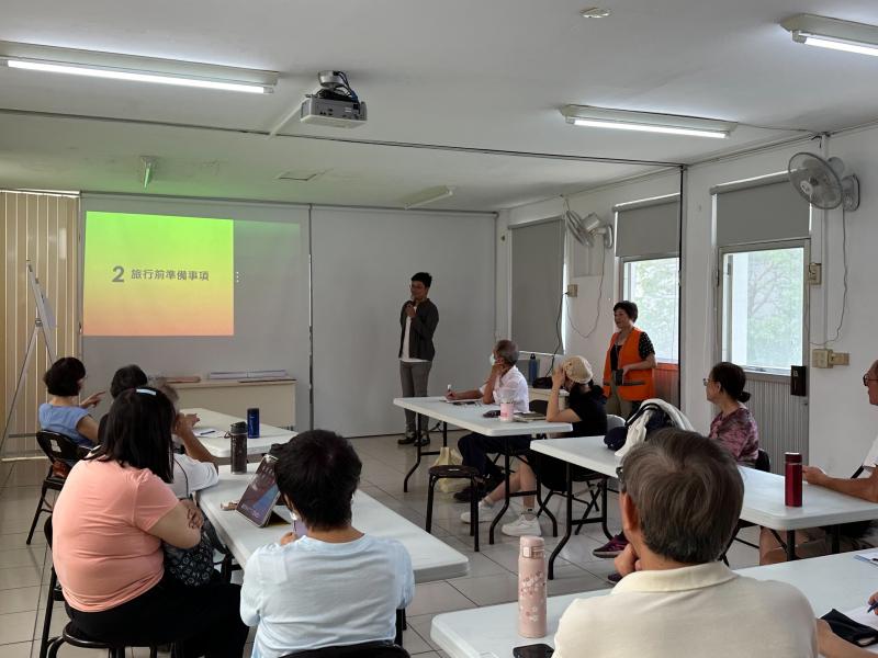 自助旅行不求人 01