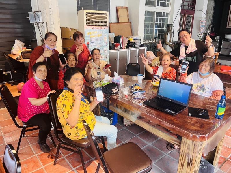 認識新資訊，下課了。