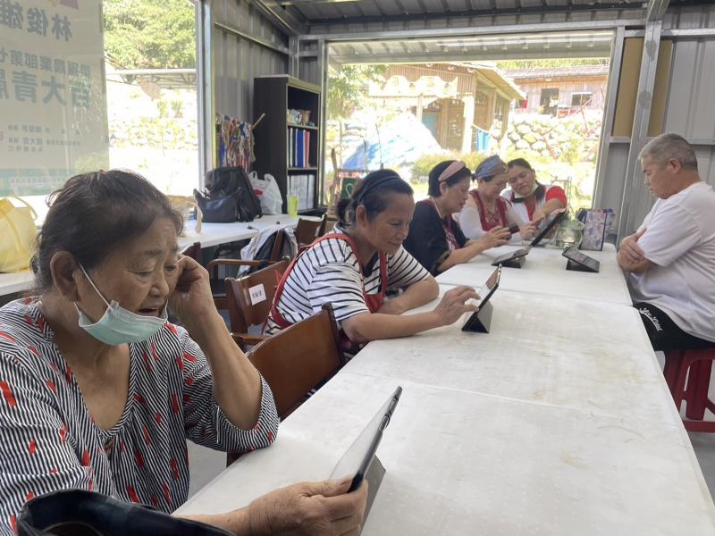 學習查看比較網路商品資訊，避免購物詐騙