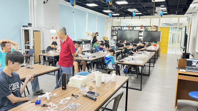 無人機動手組裝:零件介紹、組裝流程