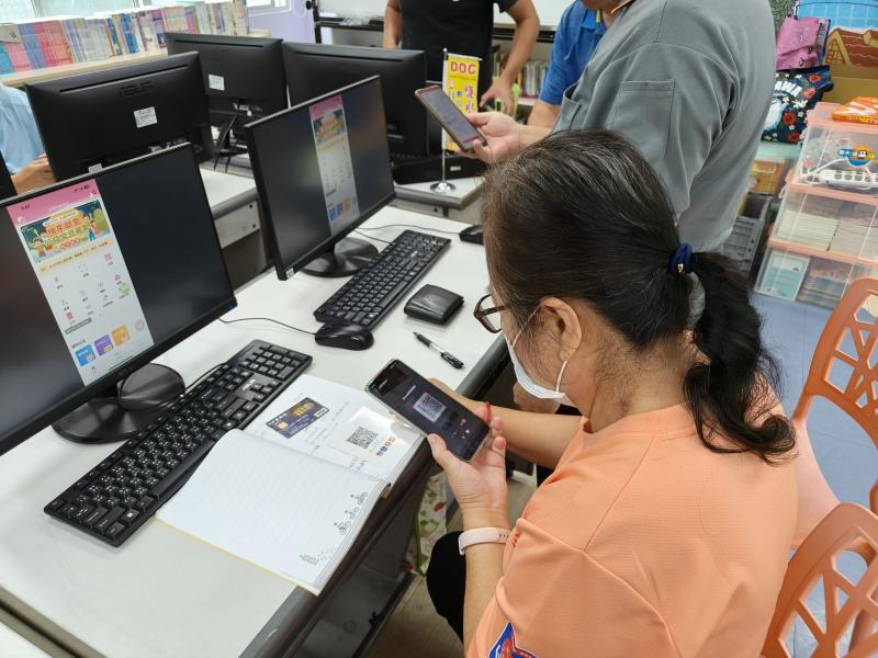 綁定完成,實際掃描店家QR Code,輕鬆體驗行動支付。