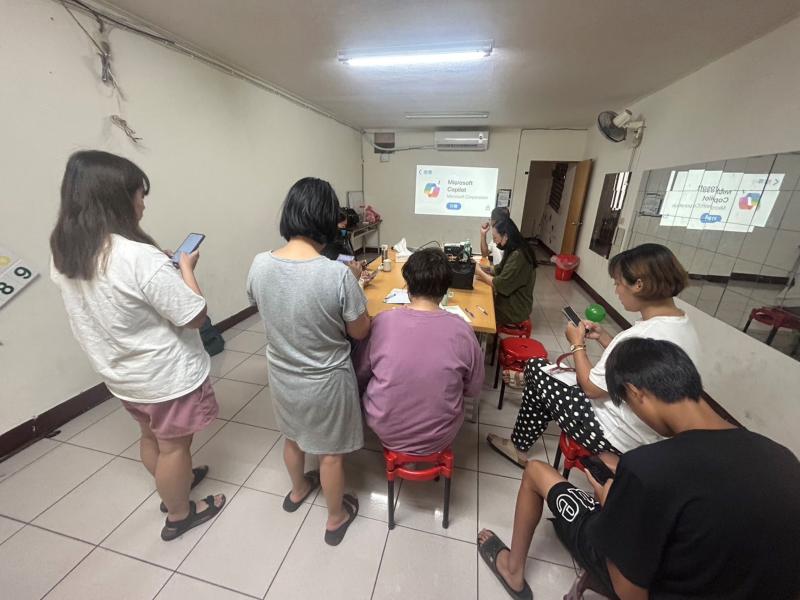 老師也應學員要求加碼手機AI程式應用課程