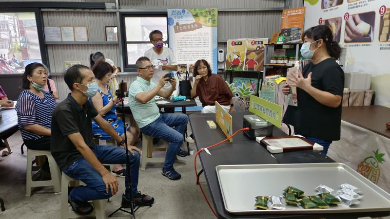 訪談大樹DOC職人「巴瓈圓-許瓈如」, 介紹友善農業更嘗試以無麩質的台灣「在地米」當作材料，進行米鳳梨酥研發，減少碳足跡的產生