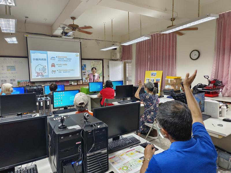 會使用WiFi連接設定請舉手