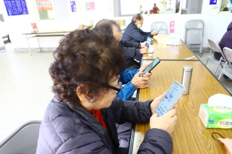 操作Google 語音助理