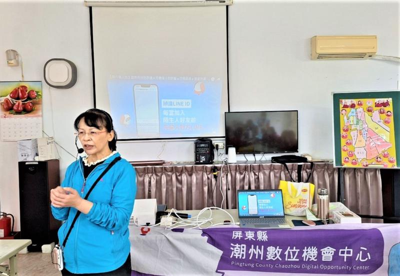 珊永老師教導彭城社區長輩【封鎖可疑來電教學】過濾未知來電,降低被詐騙風險  為了攔阻境外偽冒來電，手機接到境外國際電話的來電時，會播放7秒語音警示後才能接通,語音警示包含國台語：「請注意，這是國際電話，小心詐騙」，提醒長輩提高警覺。