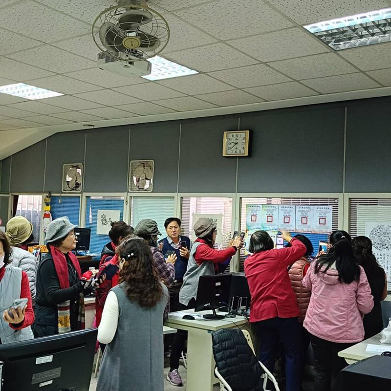 學員們都很積極參與課程