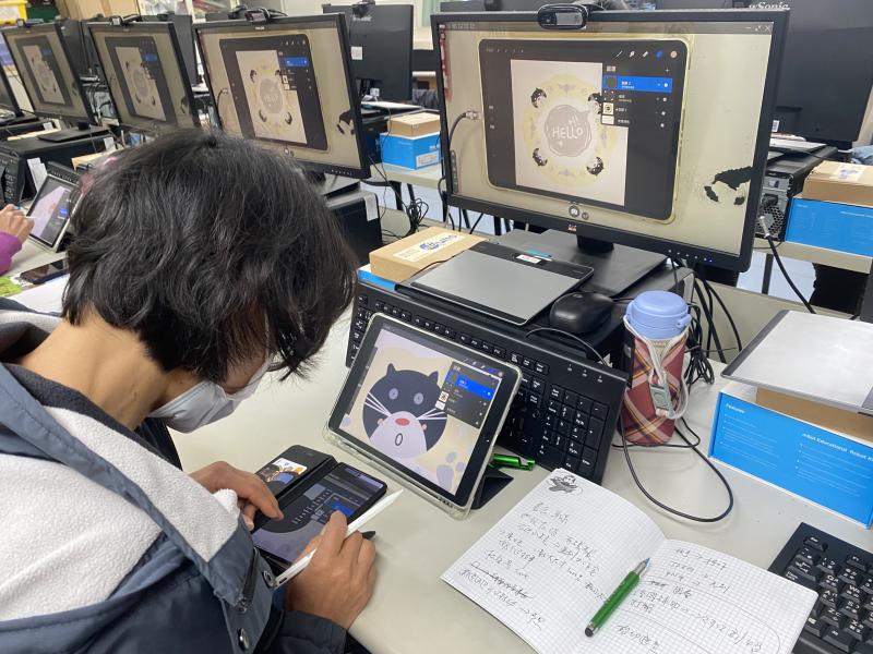 上課時手機拍照＋錄影不容許錯過每一步驟