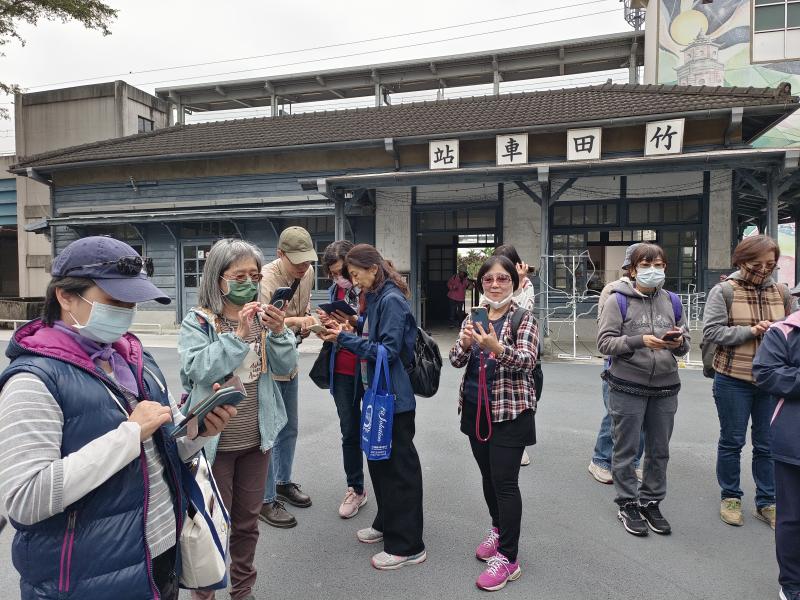 抵達竹田站囉 看一下 Funliday APP規劃的行程查看第一站要怎麼走