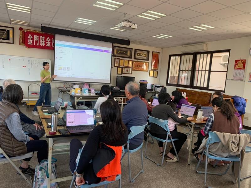 介紹LINE貼圖製作規格與流程。