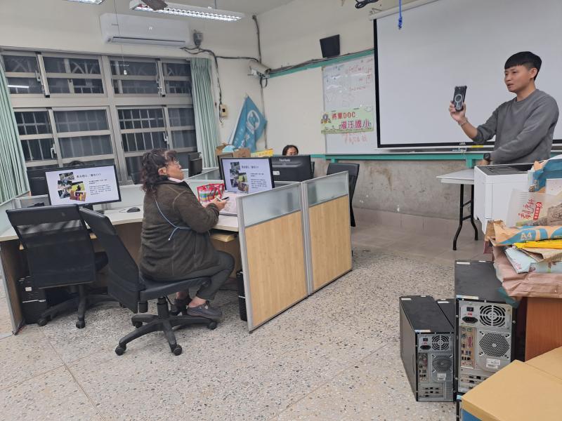 老師介紹剪輯軟體如何挑選合適的素材