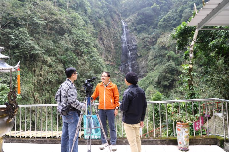 採訪觀音瀑布合作社劉經理