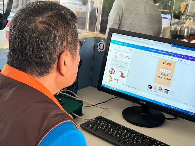 學員對於每次都能使用CANVA做出不同作品感到很新奇。