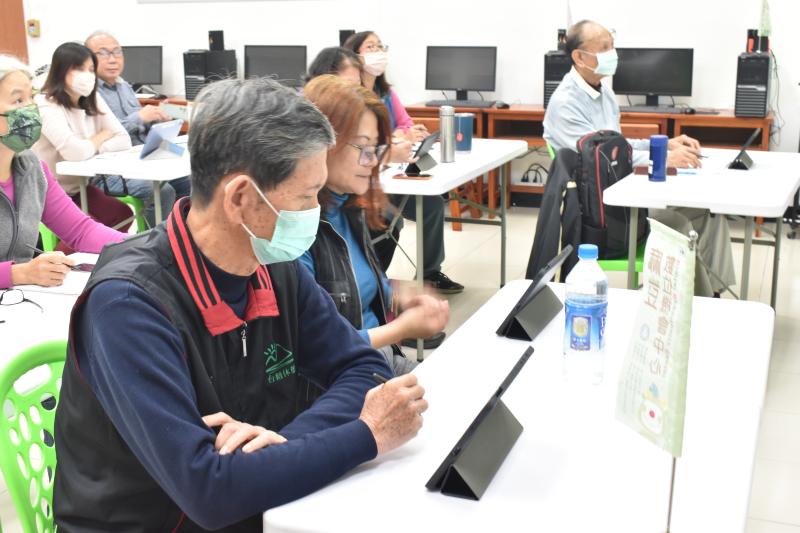 有點緊張的學員