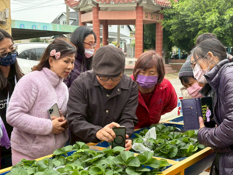 講師實地操作給予學員更認識運鏡及拍攝技巧