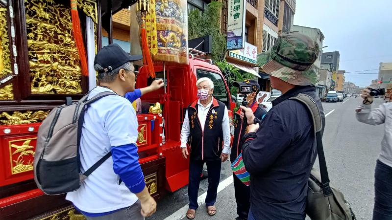 了解如何用環景鏡頭記錄宗教活動的動態與空間感