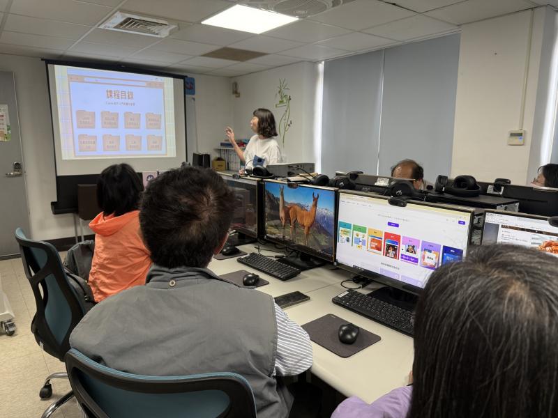 今天請到小賢老師來為大家說明海報設計課程