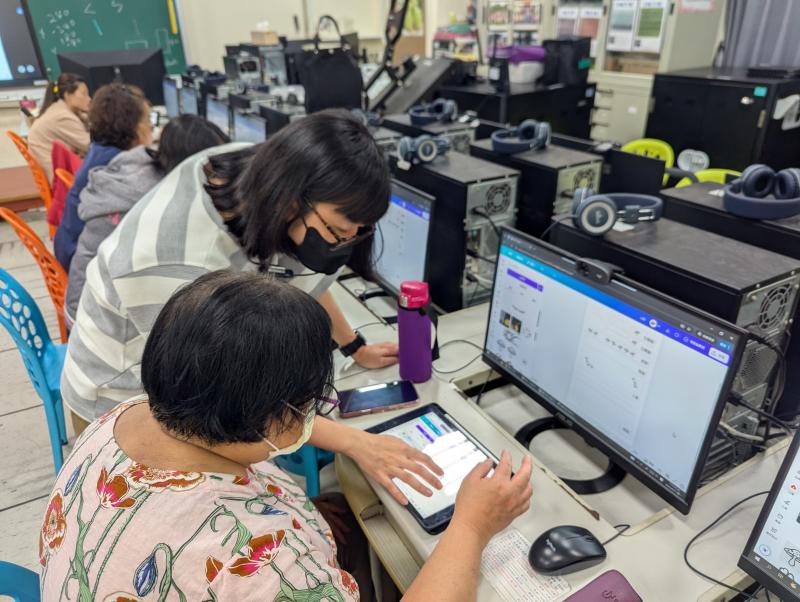 老師指導影像編排技巧