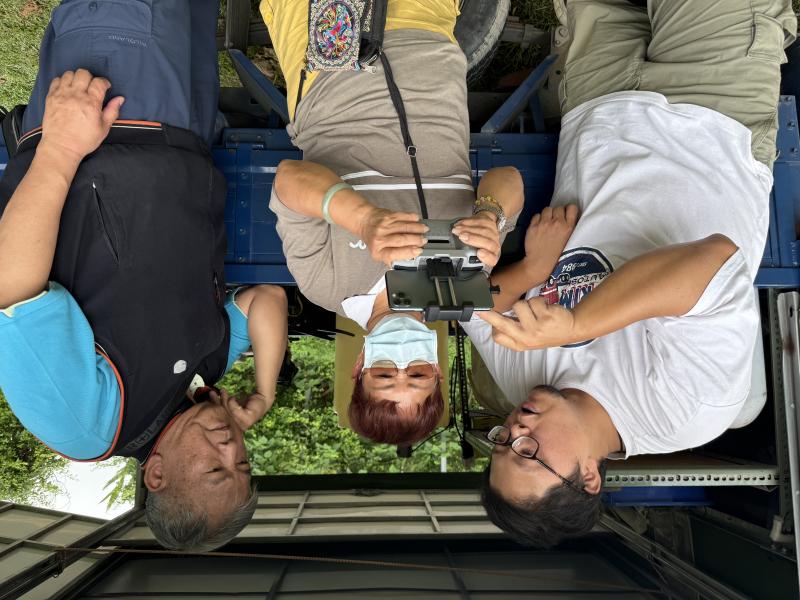 學員實際操作空拍機