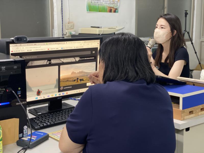 網頁根據不同主題內容，版型有所差異。