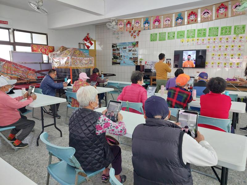 一起來上課拍照玩樂趣