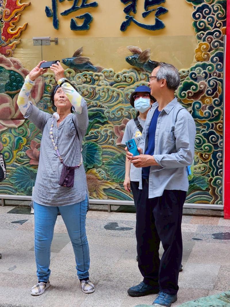 透過交流與實作，提升攝影技巧，並以嶄新視角記錄生活與風景。