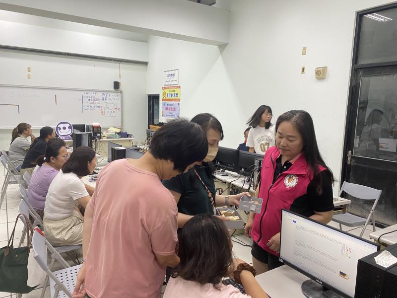 學習一點通整合了多部會的線上學習課程,資源豐富很適合在家自主學習