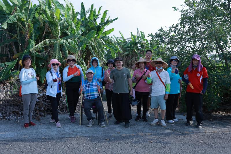 沿途特殊景點拍照