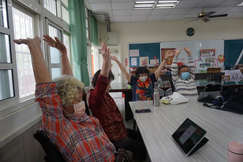 跟著運動APP一起動起來，越動身體越健康