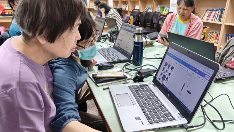 線上軟體canva是排版設計的好工具