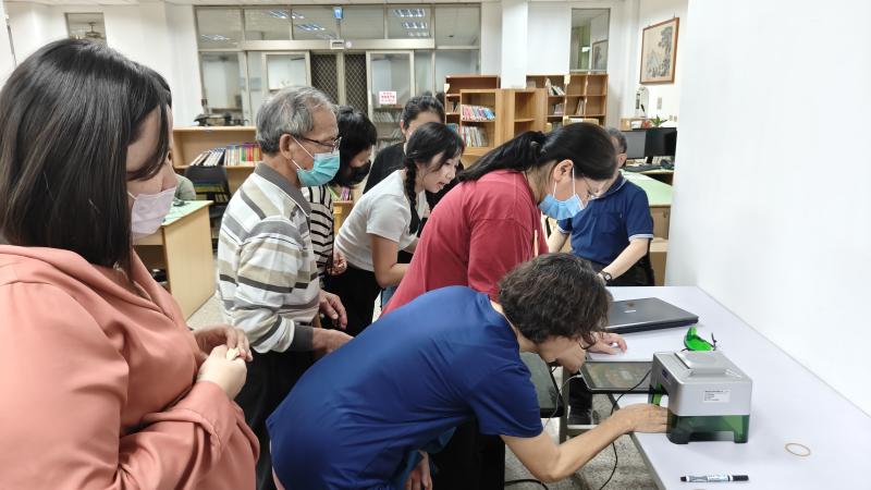 雷雕機實際操作