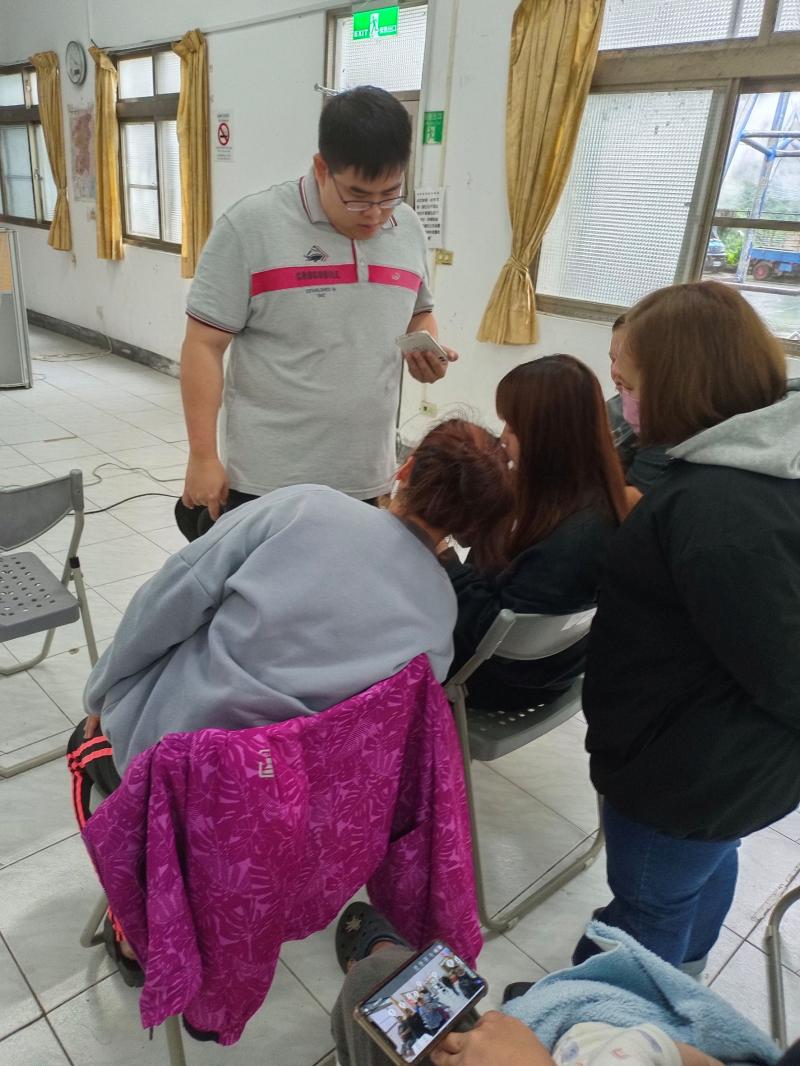 課程中老師和學原的互動,與討論,可以怎麽運用,要用在哪裡,可以延續運用。