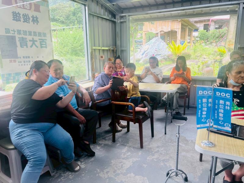 透過平台認證標誌判別帳號真偽，避免上當受騙  課程中也帶到媒體識讀的觀念