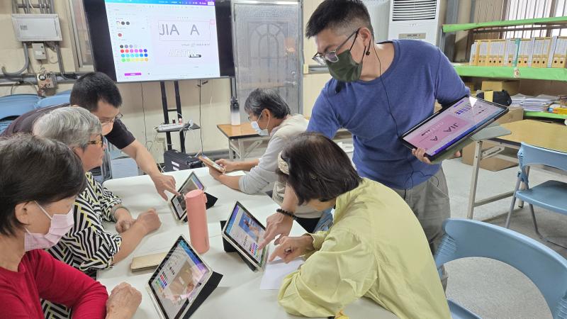 這邊可以挑選適合的顏色