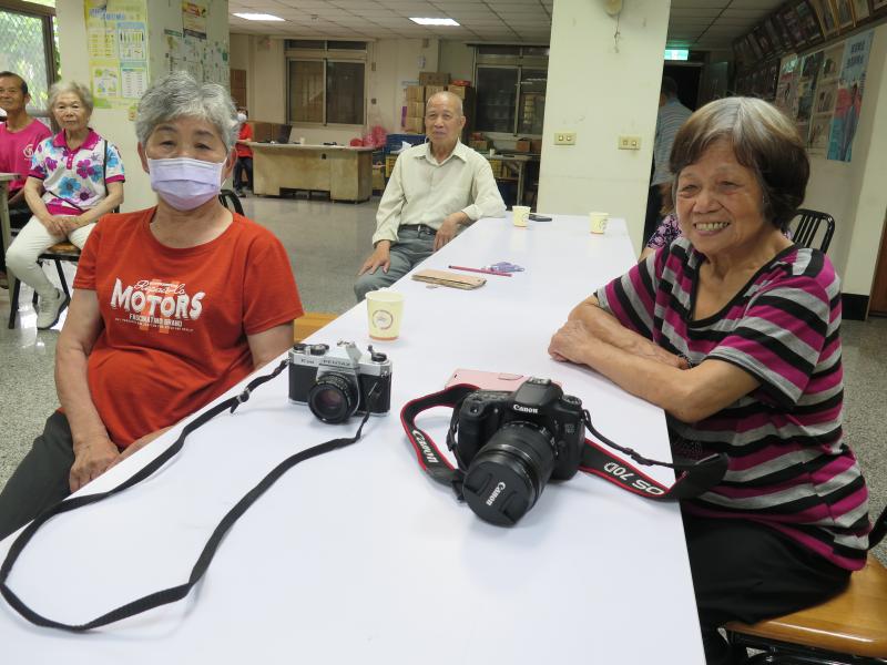 拍照可以留下回憶，課程也讓大家有滿滿回憶。