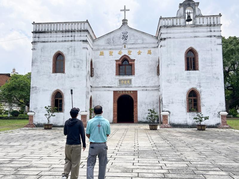 數位走讀實拍操作,萬金聖母聖殿教堂取景與在地文化再認識