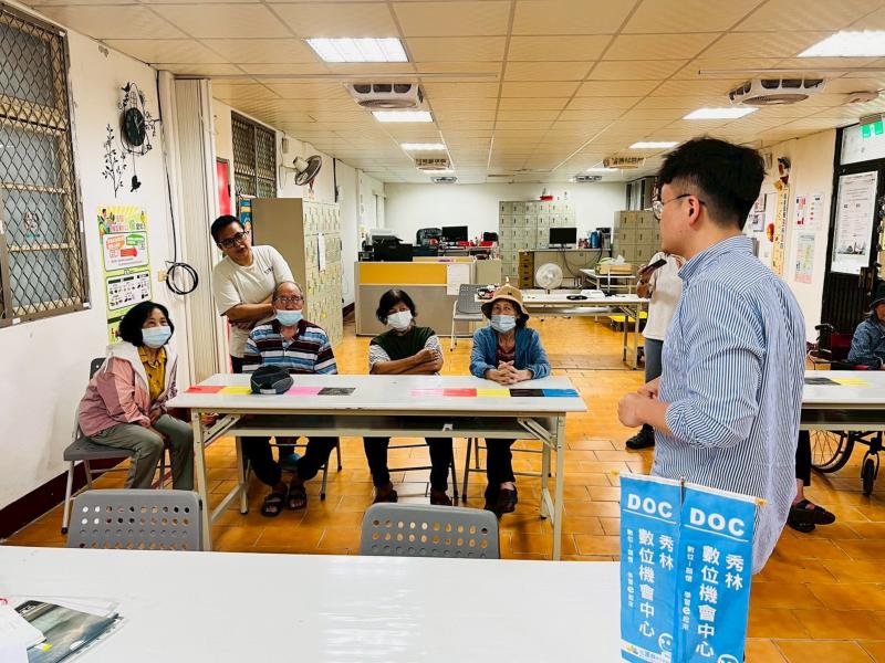 遇到事情先冷靜思考，並查證來源，不要輕易透露個資，指導學員安裝防詐App