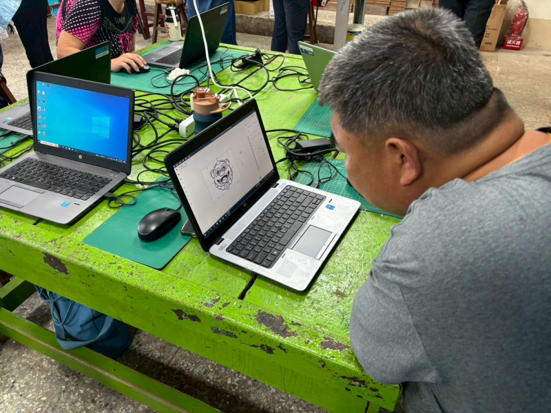 學員設計自己要的圖案