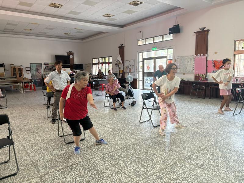 未來我希望能持續保持運動的習慣，讓自己擁有更健康、更有活力的生活。