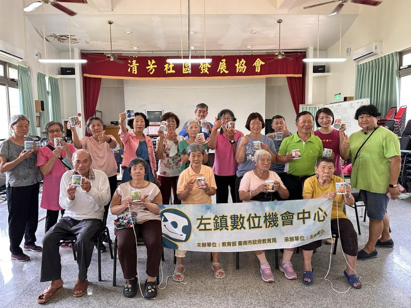 大家都得到一個滿意又實用的馬克杯