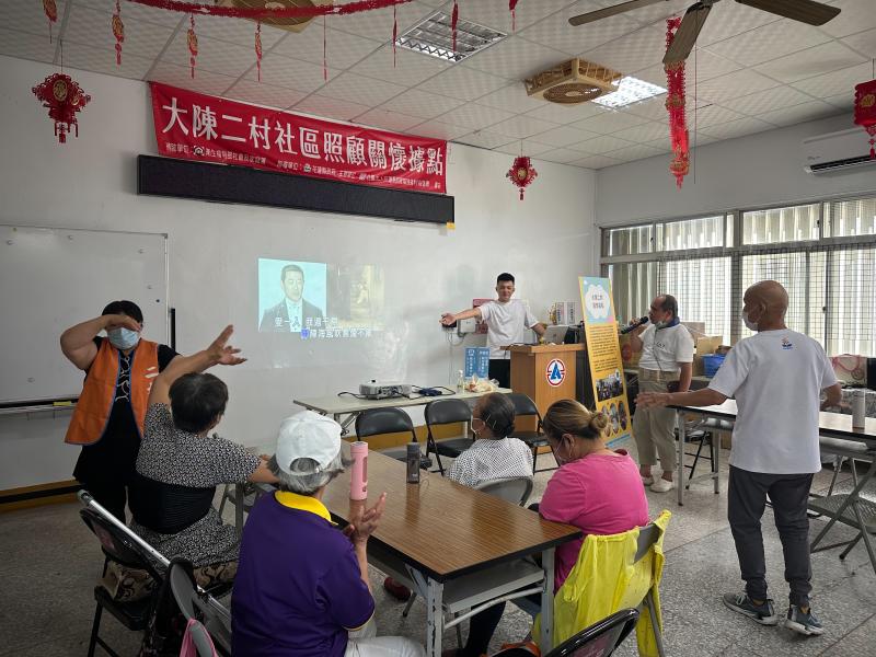 透過實際操作與互動教學，學員們紛紛表示對科技不再感到陌生，並期待未來能持續運用APP追蹤健康。