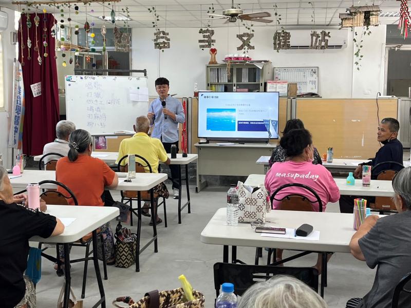 秀林DOC 於和平村開設地方敘事力：社區故事我來說 課程。