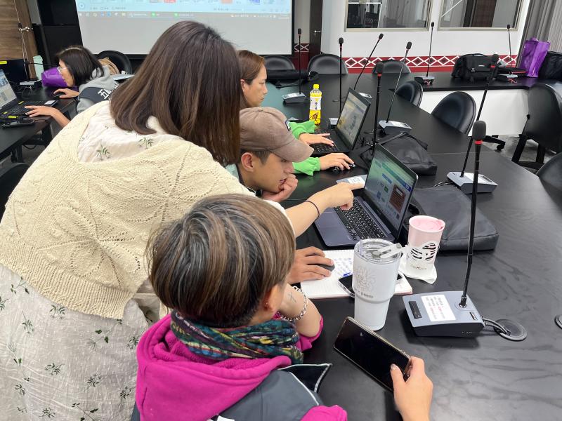 透過文字字體選擇適合的標題呈現，讓民眾在視覺上會顯得有吸引力。且編排的設計也須考量其中，讓畫面更具專業化。