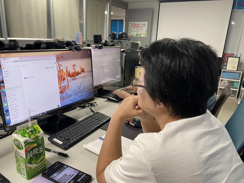 透過Chat gpt 來優化文自內容。